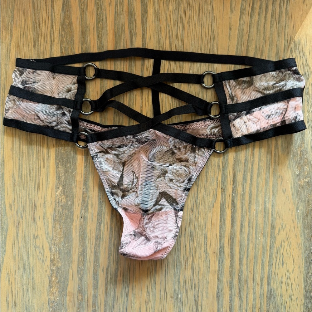 NWT Victoria's Secret Pink Rose Floral Strappy O-Ring High-Waist Thong Panty S